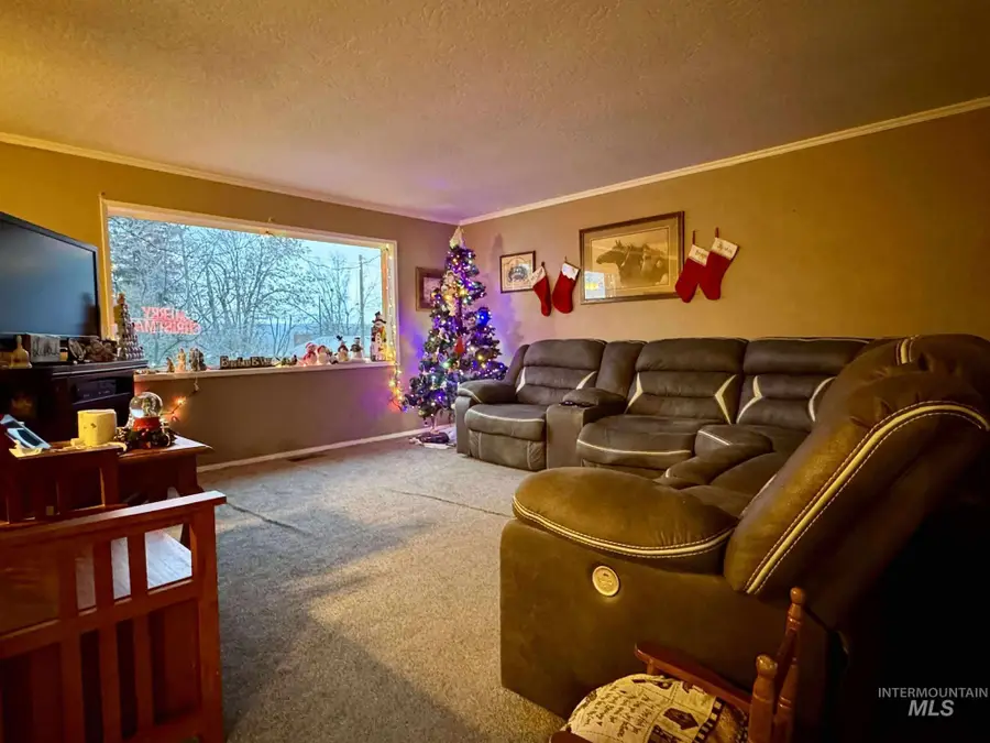 930 Preston Ave, Lewiston, ID 83501 - Image #2