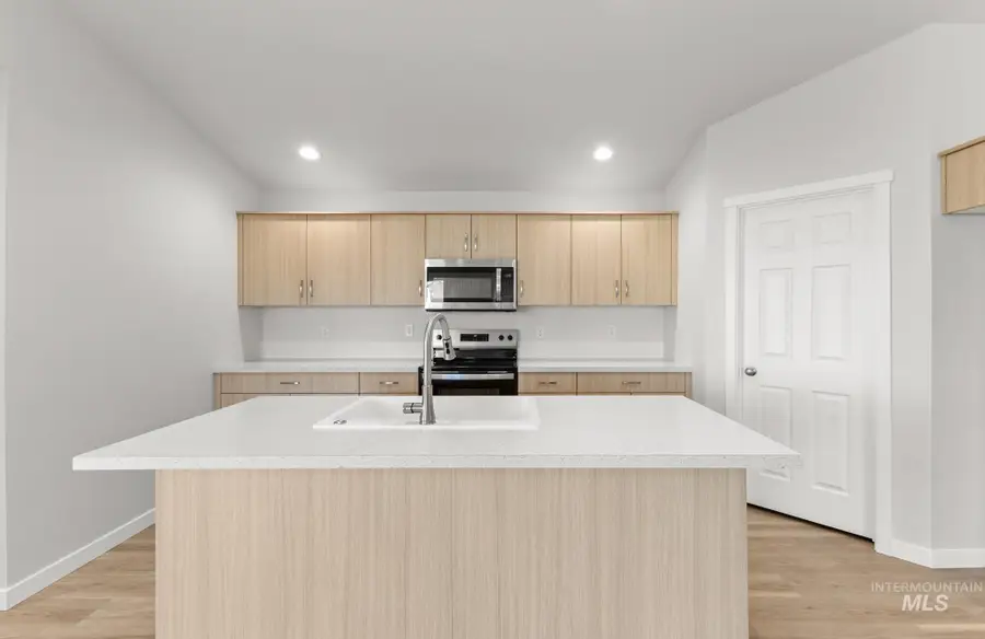 1628 Sunday River St, Middleton, ID 83644 - Image #3