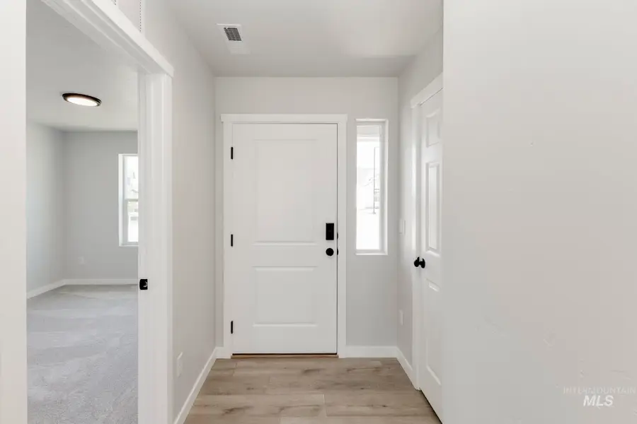 18417 N Trumpet Lily Ave, Nampa, ID 83687 - Image #2