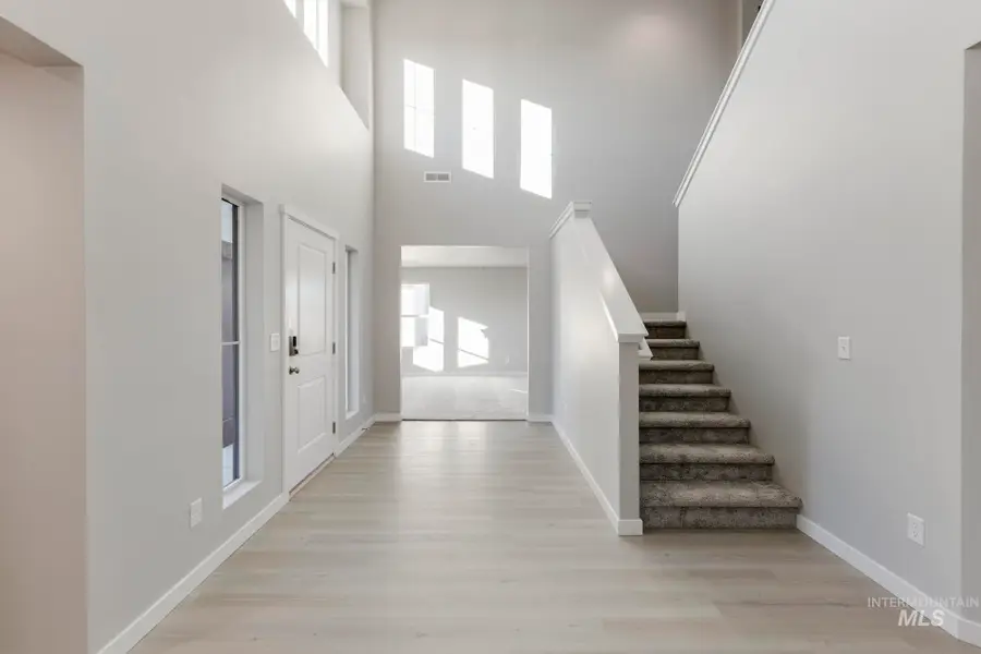 2296 N Iditarod Ave, Kuna, ID 83634 - Image #3