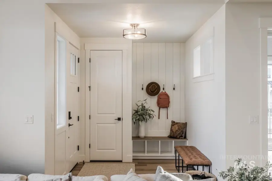 6229 S Hope Ave, Meridian, ID 83642 - Image #2