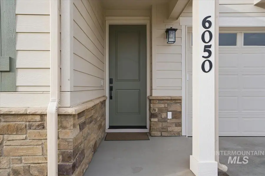 6050 N Torva Ave, Meridian, ID 83646 - Image #2