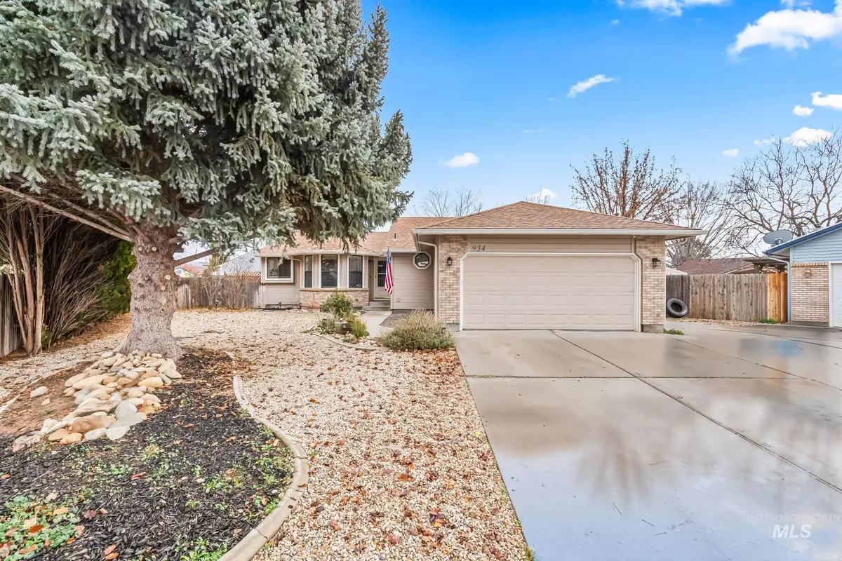 934 N Iris, Boise, ID 83704 - #1