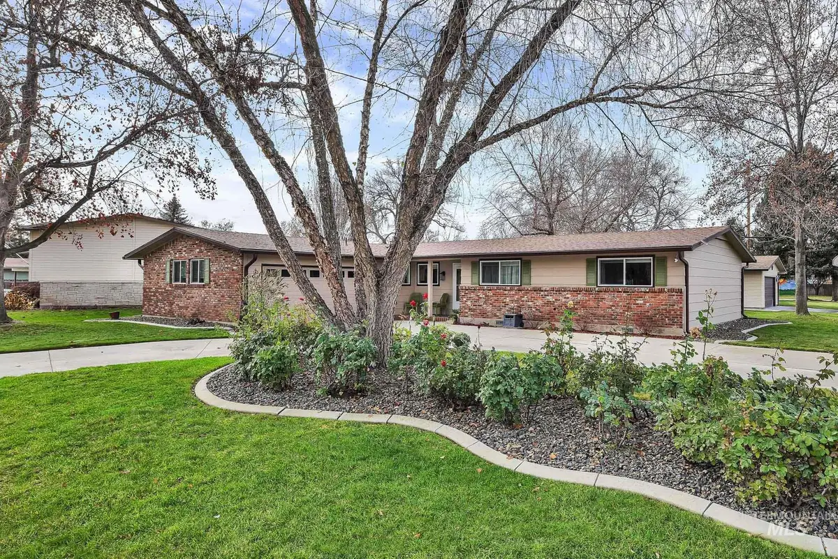 8907 W Stynbrook Dr, Boise, ID 83704 - #1