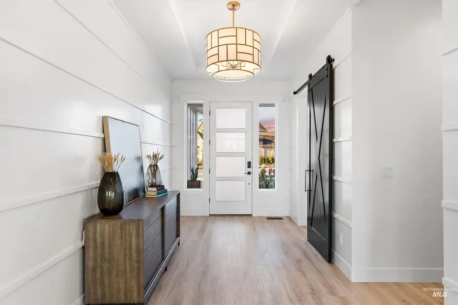 62 W Producer Dr, Meridian, ID 83646 - #2