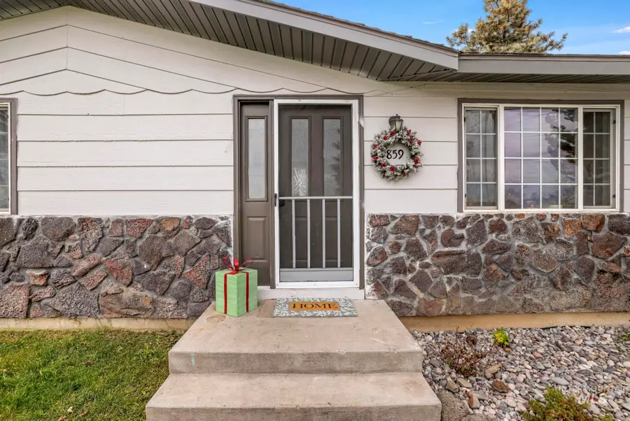 1859 Elmwood Road, Gooding, ID 83330 - Image #2