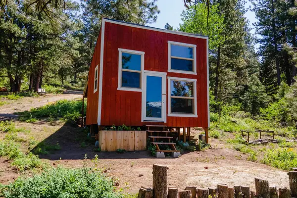 464 Collier View Road, Cascade, ID 83611