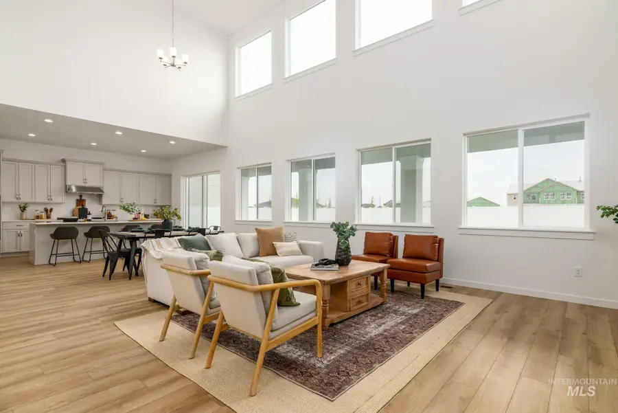 1188 W Switchgrass Dr, Meridian, ID 83642 - Image #2