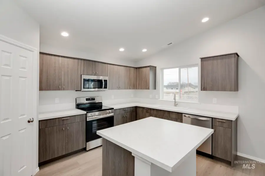 1616 Sunday River St, Middleton, ID 83644 - Image #3