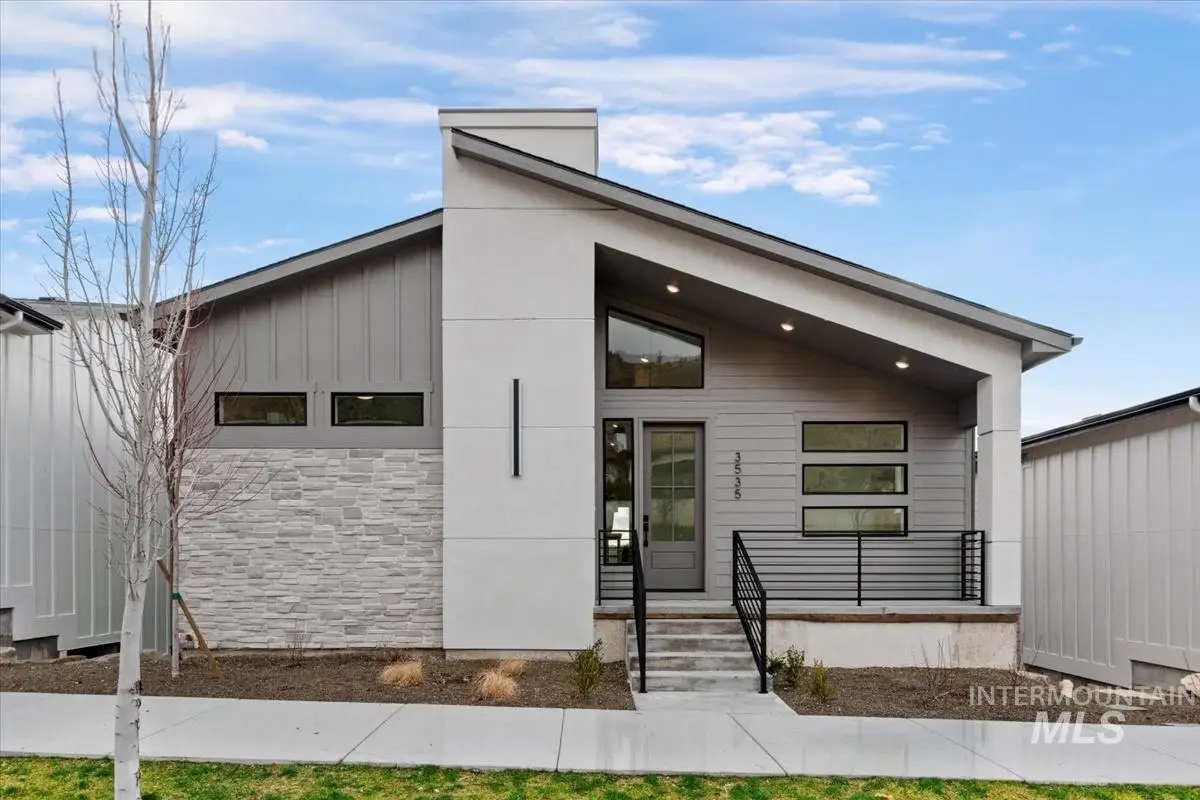 3535 E Warm Springs Ave, Boise, ID 83716 - #1