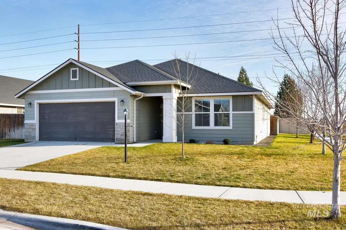 3660 S Alice Falls Ave, Nampa, ID 83686 - Image #1