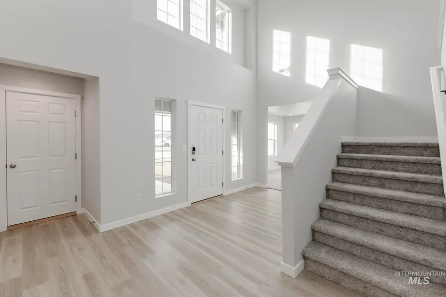 13683 Higley Ct, Caldwell, ID 83607 - Image #2