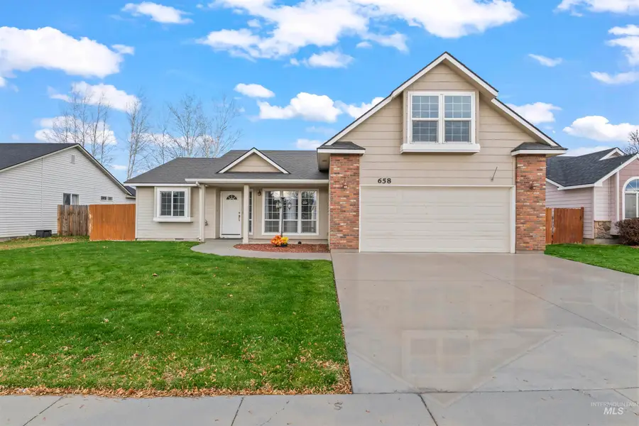 658 E Huckleberry Ct, Kuna, ID 83634 - Image #2