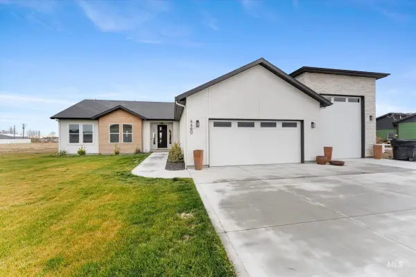 4460 NW Purple Sage, Mountain Home, ID 83647