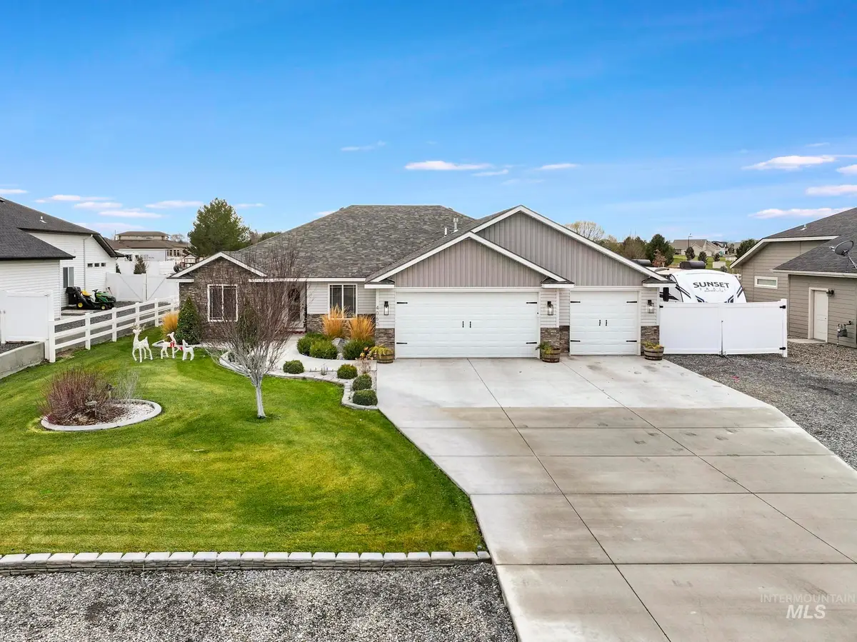 4060 Mountain Vista Ln, Filer, ID 83328 - Image #1
