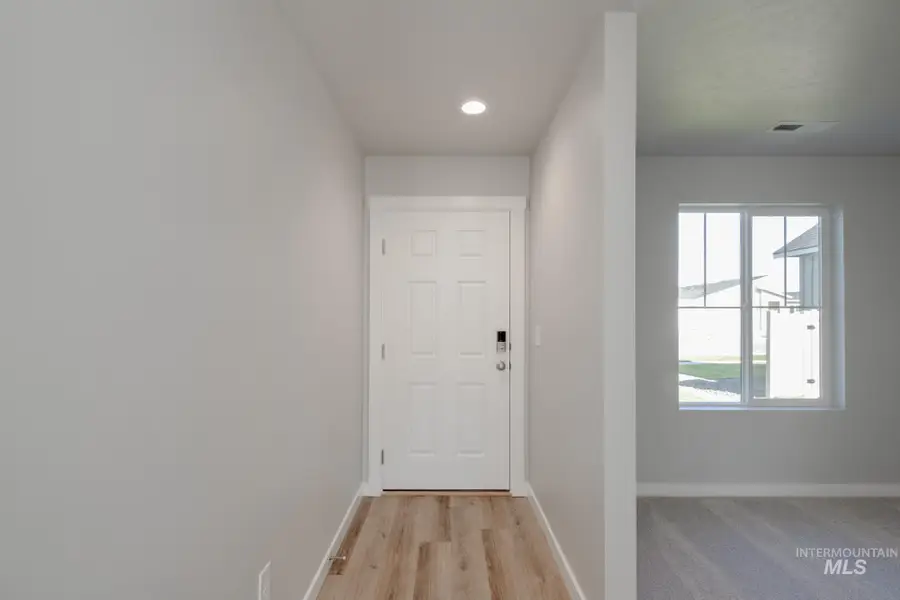 18432 N Sweet William Ave, Nampa, ID 83687 - Image #2