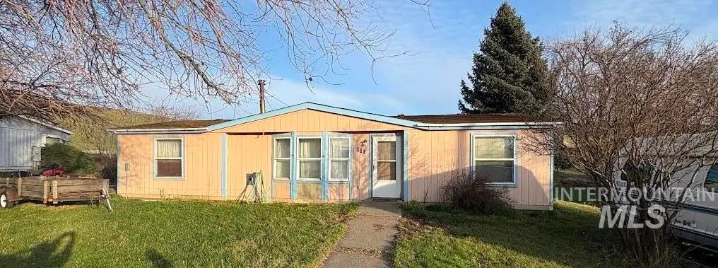 111 Throop St, Colfax, WA 99111 - Image #1