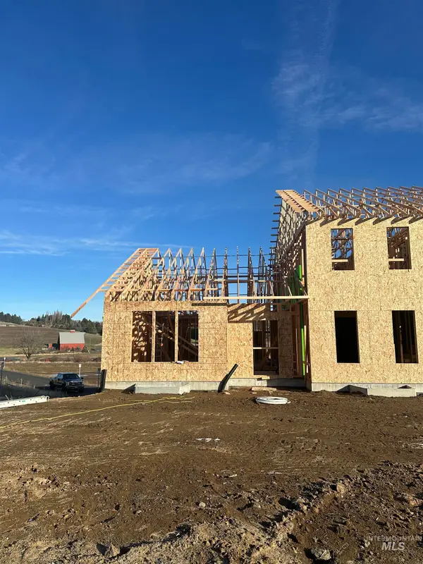 1204 Edington Avenue, Moscow, ID 83843