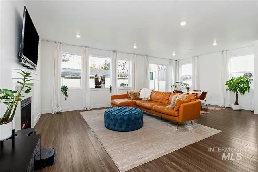 122 Insight Ct, Middleton, ID 83644 - Image #3