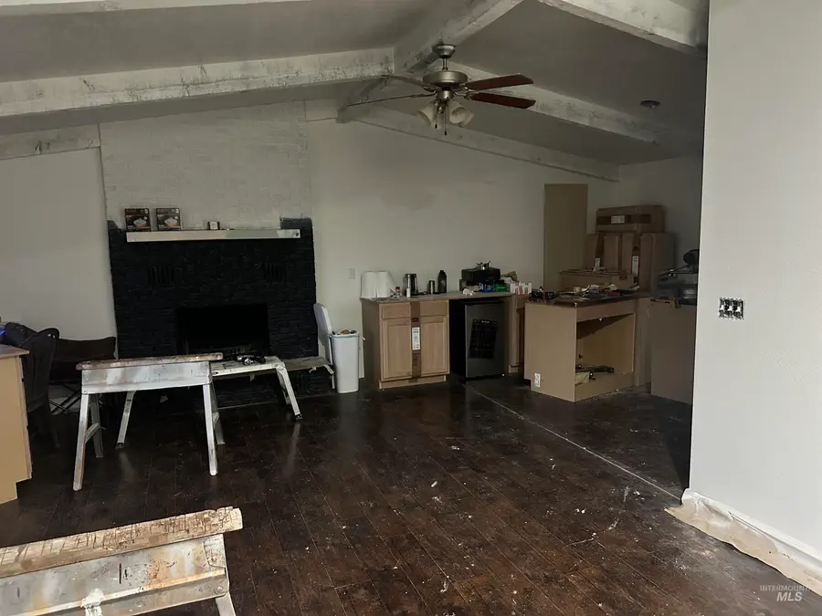 119 E Spruce St, Caldwell, ID 83605 - #3