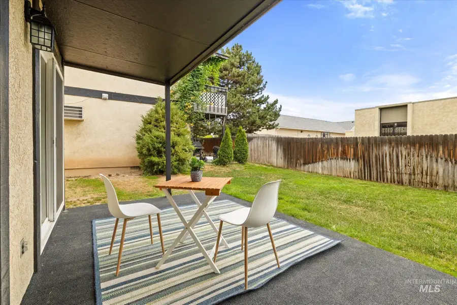 7048 W Colehaven Ln, Boise, ID 83704 - #3