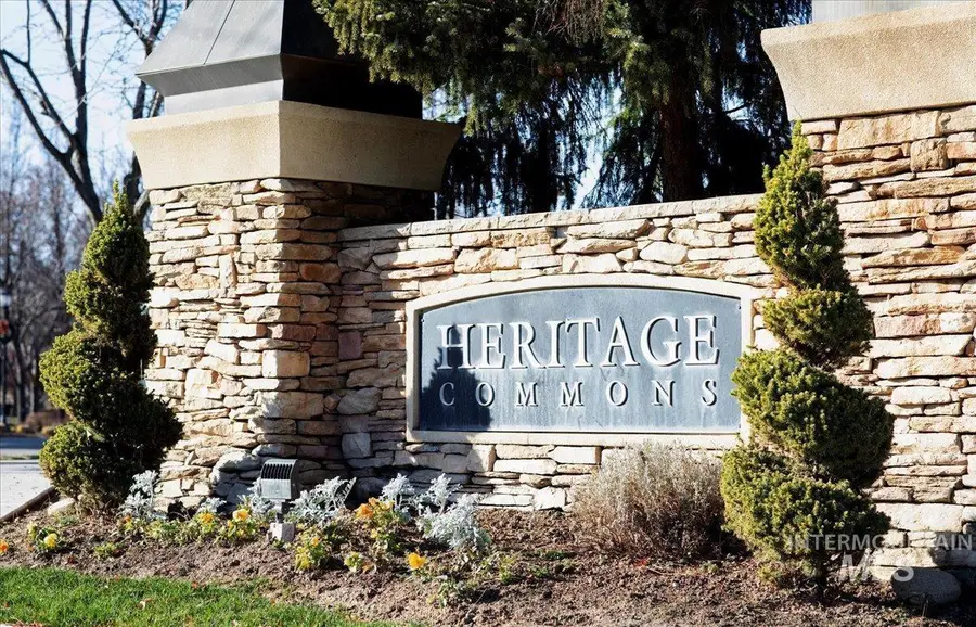 3965 N Heritage View Ave, Meridian, ID 83646 - Image #2