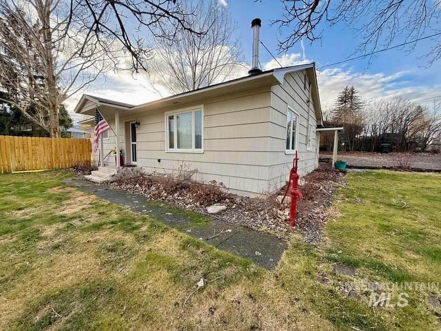 902 S Idaho Avenue, Grangeville, ID 83530 - Image #3