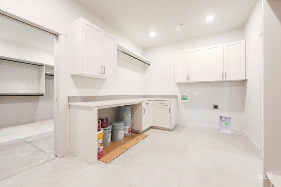 7195 E Merlin Hawk Ct, Nampa, ID 83686 - #3