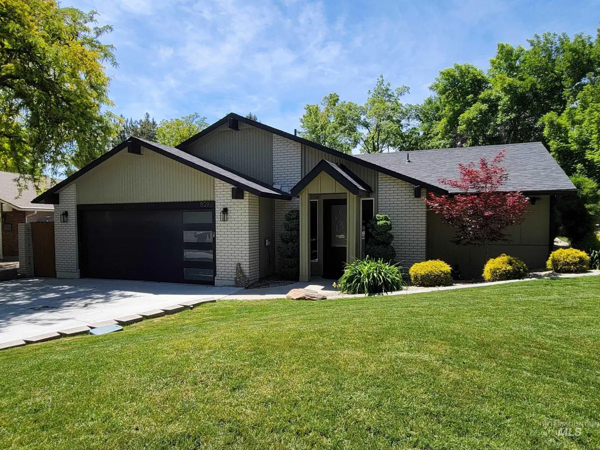 809 E Pennsylvania Dr, Boise, ID 83706 - Image #1