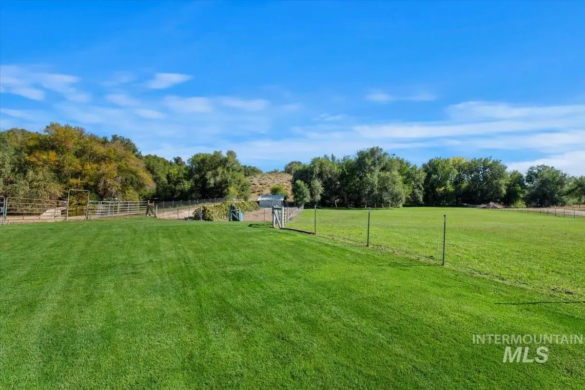 15750 Parkview Dr., Wilder, ID 83676 - Image #1