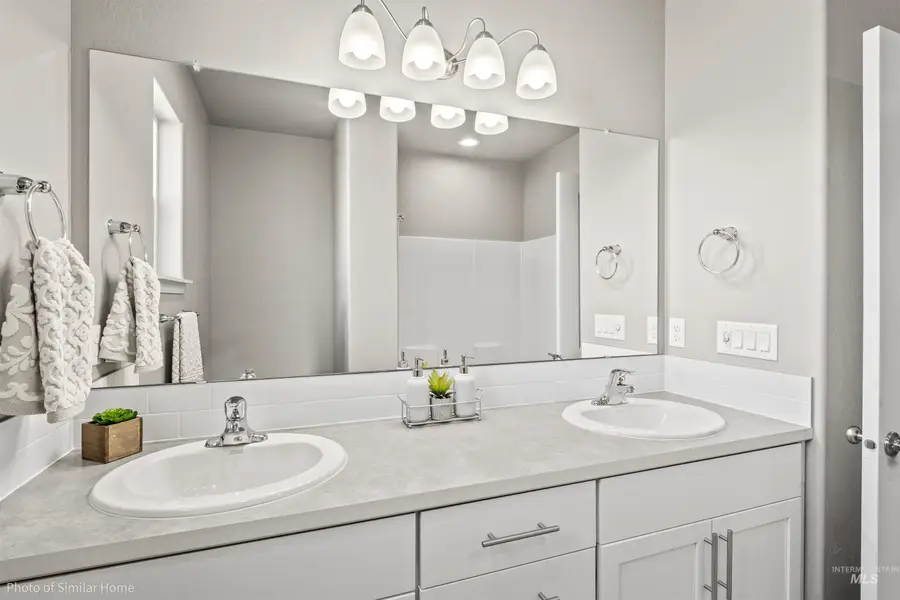 382 W Gleason Court, Meridian, ID 83646 - Image #2