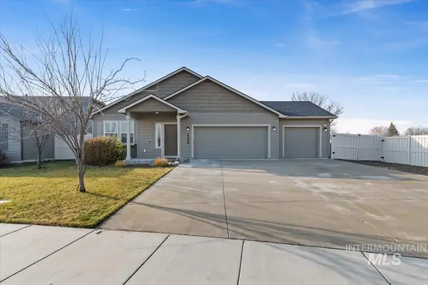 2206 E Elm Grove Drive, Nampa, ID 83686