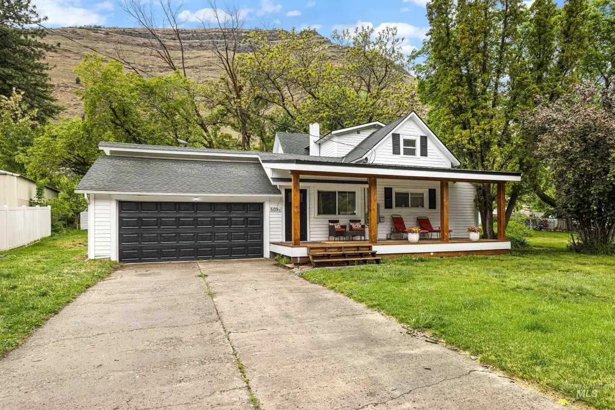 509 S Main St, Riggins, ID 83549 - Image #1