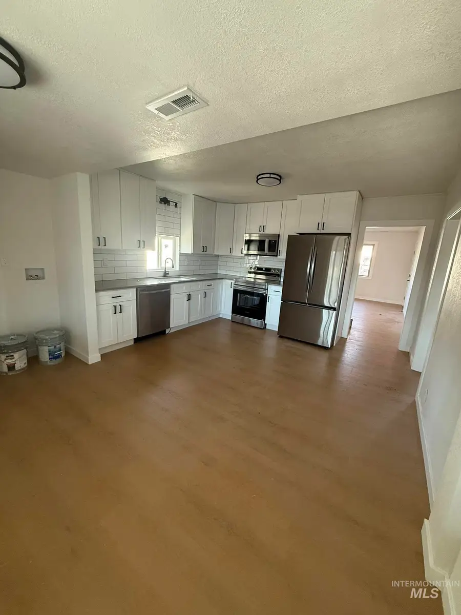 2314 Hillcrrest, Caldwell, ID 83605 - Image #3