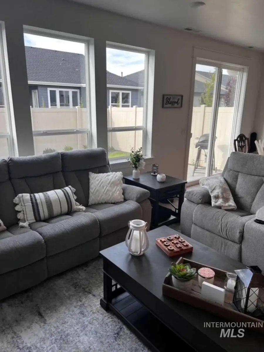 4678 W Riva Capri, Meridian, ID 83646 - Image #3