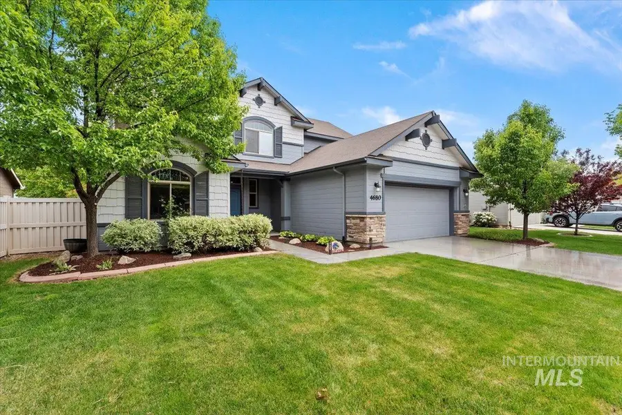 4680 N Maplestone Ave, Meridian, ID 83646 - Image #2