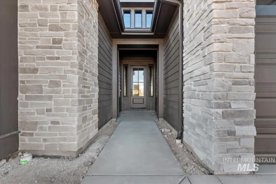 10821 W Cruden Bay Ln, Kuna, ID 83634 - Image #2