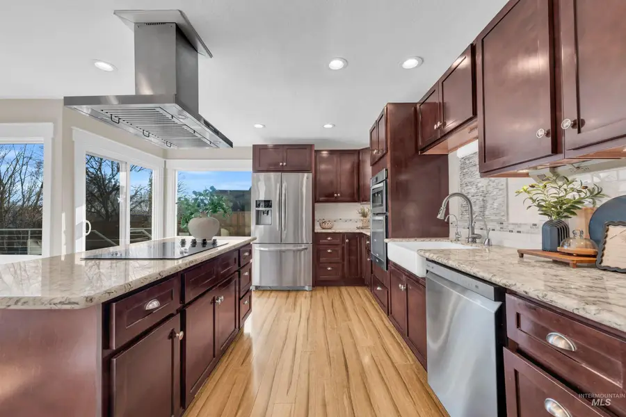 936 N Arlington Dr, Eagle, ID 83616 - Image #3