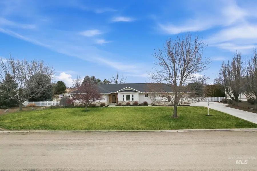 12068 W Gamekeeper Dr, Kuna, ID 83634 - Image #2