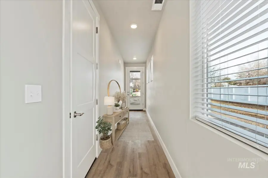 2797 W Palouse St, Boise, ID 83705 - Image #2