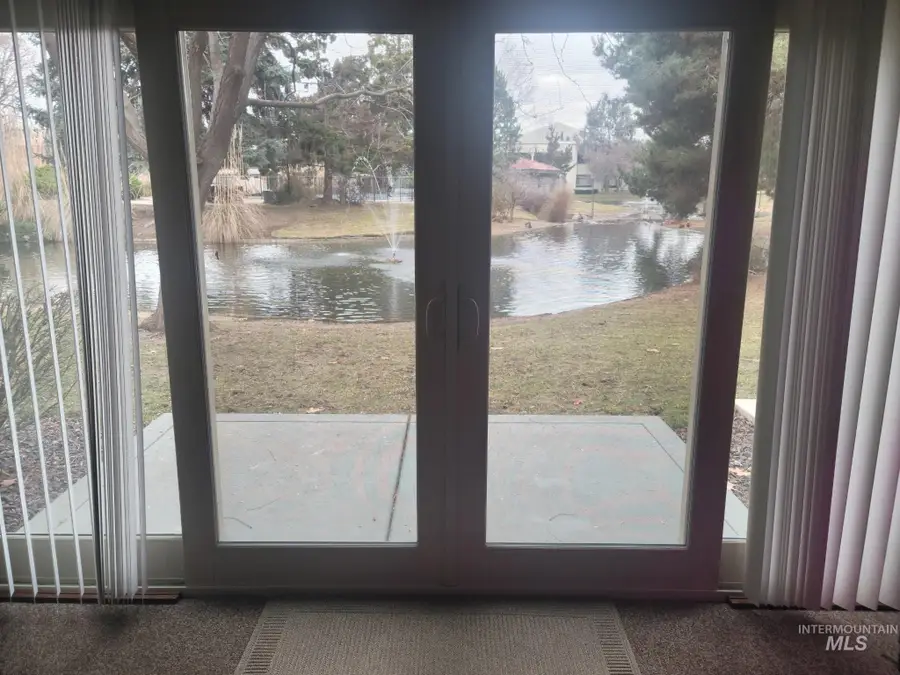 1162 N Camelot Dr., Boise, ID 83704 - Image #2