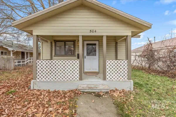 504 E Bates Ave, Parma, ID 83660