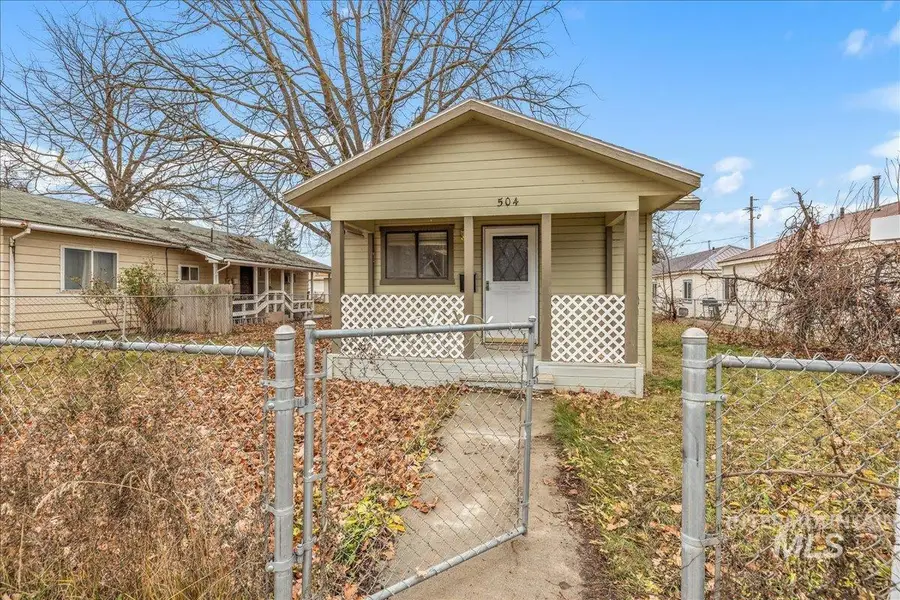 504 E Bates Ave, Parma, ID 83660 - Image #2