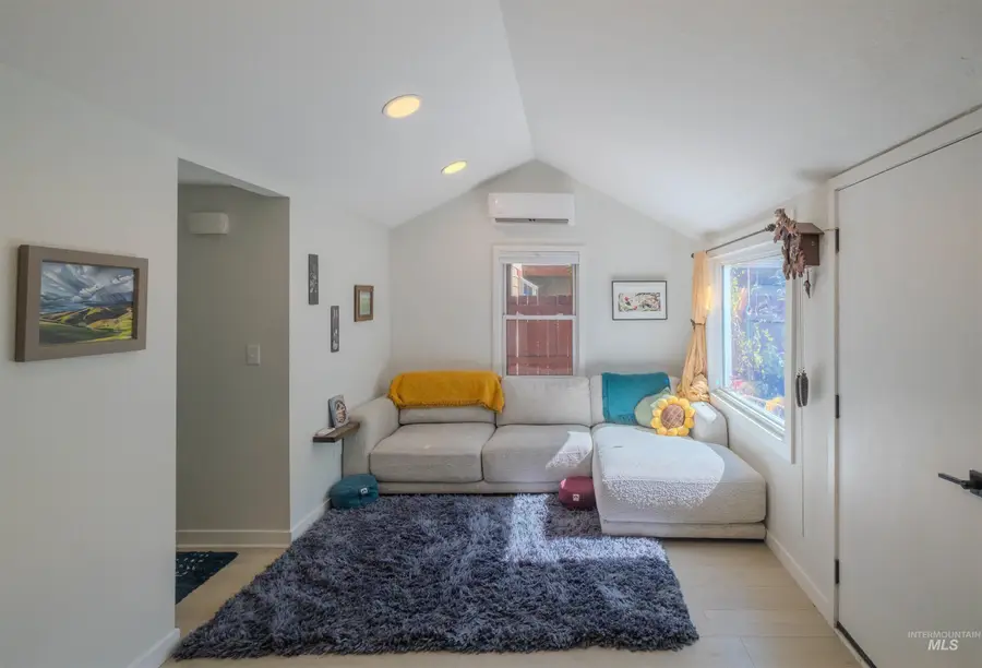 1067 N Clithero, Boise, ID 83703 - Image #3