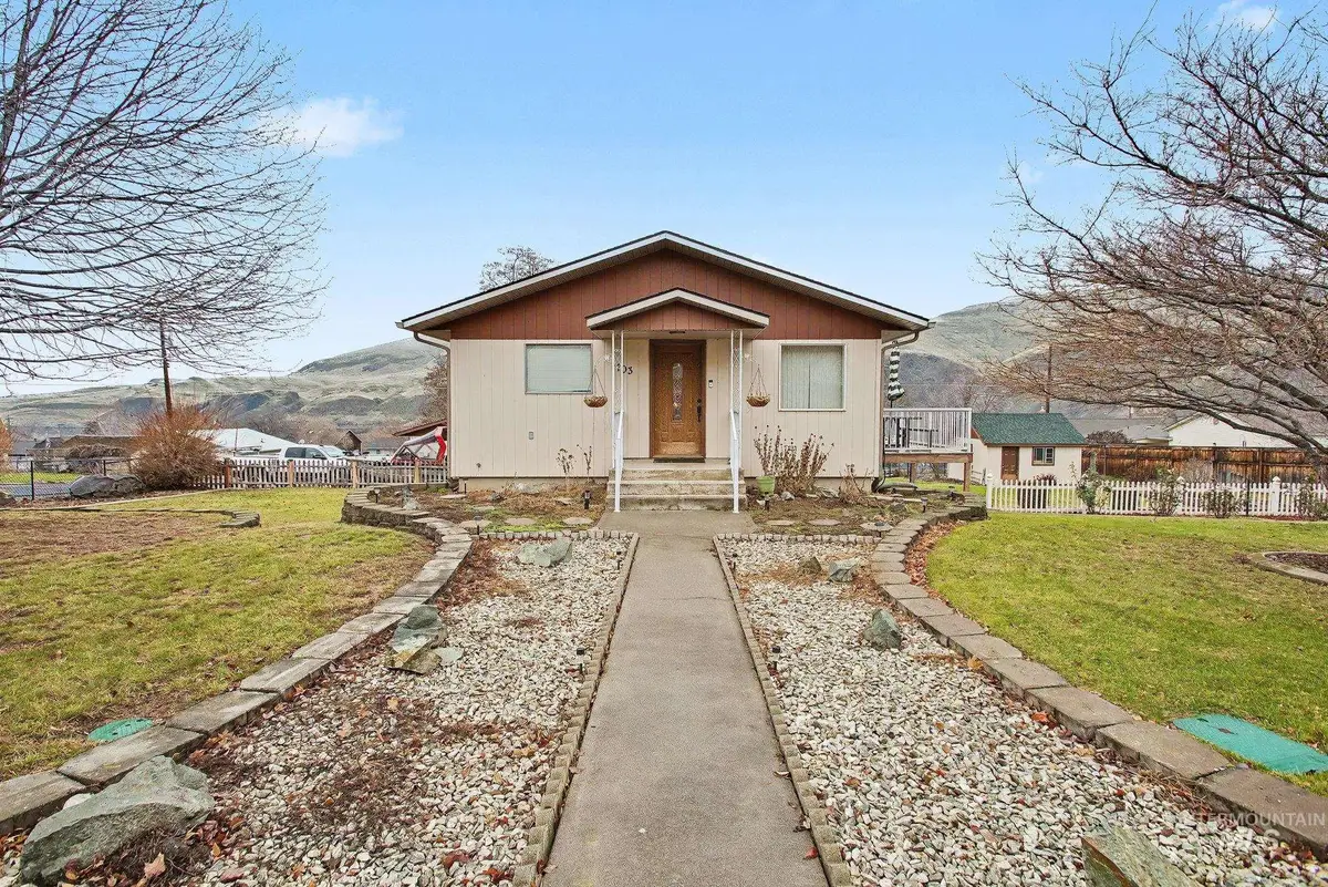 1103 3rd Street, Asotin, WA 99402 - Image #1