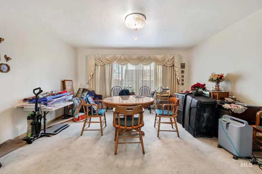 818 Union, Filer, ID 83328 - Image #2