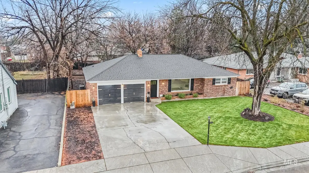 1715 S 10th Ave, Caldwell, ID 83605 - Image #1