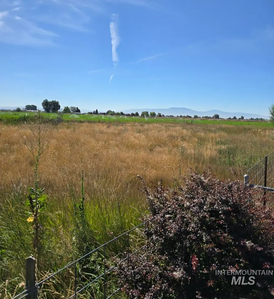 975 W 100 S, Paul, ID 83347 - Image #2
