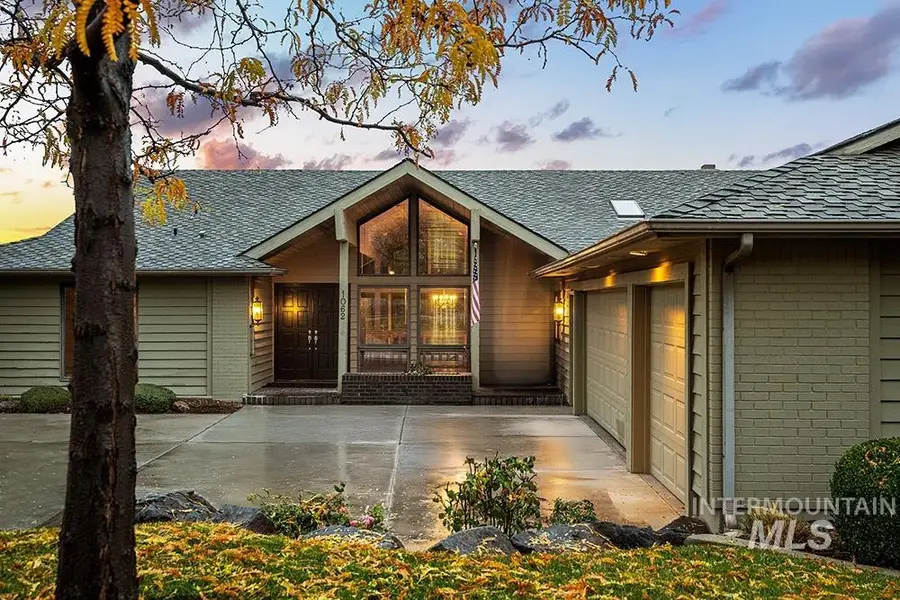 1062 E Harcourt Dr, Boise, ID 83702 - Image #3