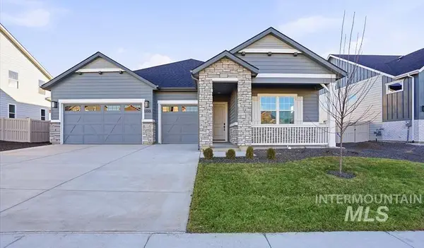 1221 Stirling Meadows Ct, Middleton, ID 83644